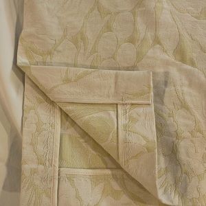 Beautiful skirt, high quality material. J Crew.